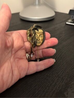 Vintage Theatrical Mask Stick Pin Brooch